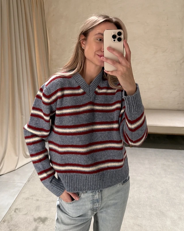 Shetland Stripe V-Neck