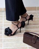 FLOWER SHOES SATIN BLACK