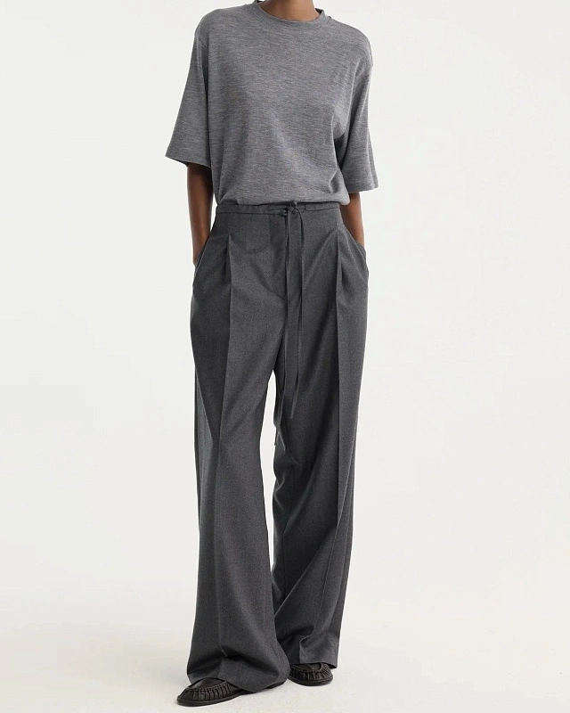 Relaxed soft wool trousers