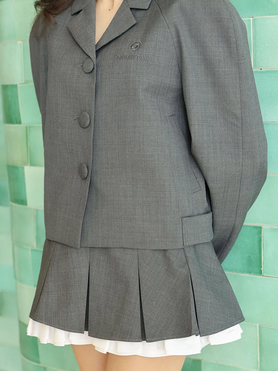 Oversized short jacket