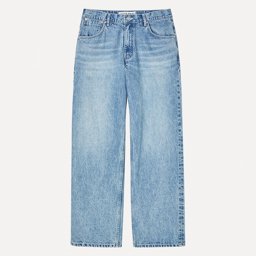 RELAXED ESSENTIA DENIM JEANS