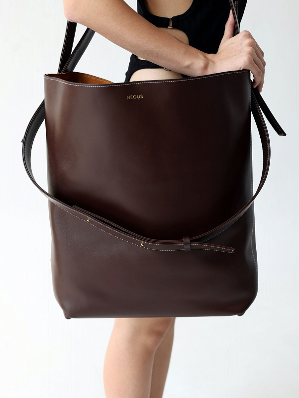 SATURN LEATHER DARK