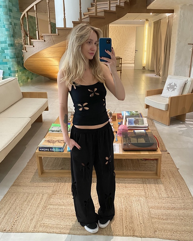 CHILLA CAMISOLE BLACK