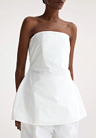 Sculptural 
cotton top